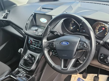 2019 Ford Kuga 1.5TDCi 120PS FWD Titanium €15,950 thumbnail