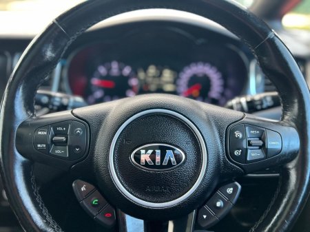 2016 Kia Carens Platinum PE 5DR, €12,900 thumbnail