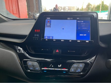 2019 Toyota C-HR - thumbnail 16