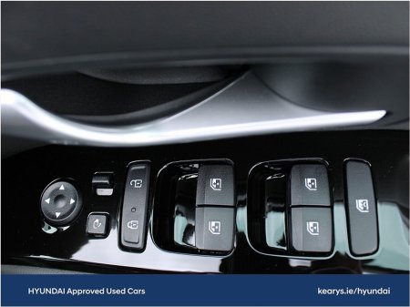 2024 Hyundai Tucson 2WD Executive Plus thumbnail