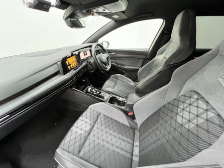 2023 Volkswagen Golf - thumbnail 14