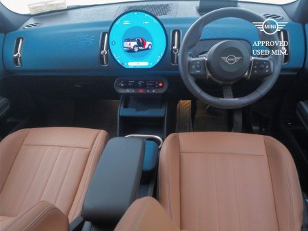 2025 MINI Countryman C €49,900 thumbnail