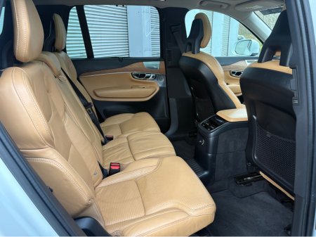 2016 Volvo XC90 2.0 Petrol hybrid VOLVO XC90 T8 INSCRIPTION €28,990 thumbnail