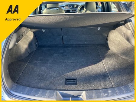 2020 Lexus UX 250 H 2020 LEXUS UX250h HYBRID DESIGN €22,950 thumbnail