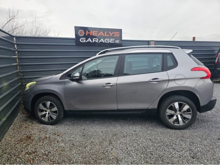 2016 Peugeot 2008 - thumbnail 4