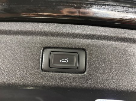 2021 Audi A5 35 TDI 163HP S-Tronic SE €35,950 thumbnail