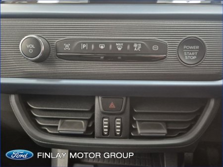 2026 Ford Courier - thumbnail 18