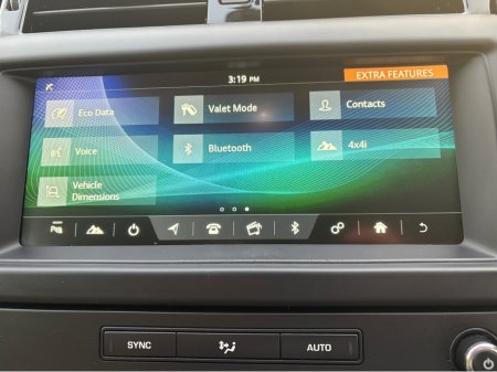 2018 Land Rover Discovery 2.0 TD4 SE 180PS €25,950 thumbnail