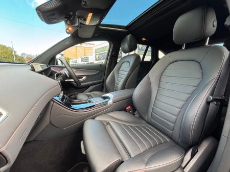 2023 Mercedes-Benz EQC SUNROOF 400 AMG LINE PREMIUM 4MATIC €40,995 thumbnail