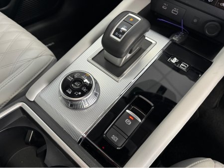 2022 Mitsubishi Outlander - thumbnail 16