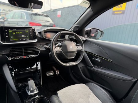 2020 Peugeot 208 - thumbnail 38