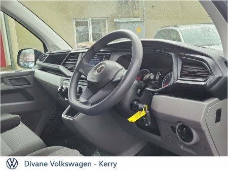 2020 Volkswagen Transporter - view 2