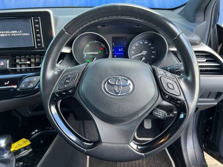 2019 Toyota C-HR - thumbnail 4