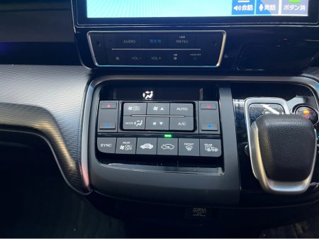 2020 Honda Stepwagon €28950 2020 HONDA STEPWAGON EHEV G SPADA SENSING 2.0 AUTOMATIC / CRUISE CONTROL / REVERSE CAMERA / AUTOMATIC DOORS / 7 SEATS €28,950 thumbnail