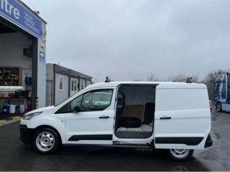 2020 Ford Transit Connect 2020 FORD CONNECT LWB 1.5  3 SEAT 3DR €12,950 thumbnail