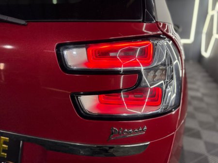 2015 Citroen C4 e-HDi 115 Airdream 6-spd man EXCLUSIVE €6,950 thumbnail