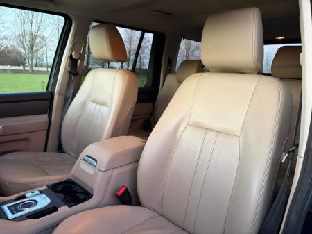 2016 Land Rover Discovery - thumbnail 11