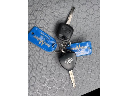 2012 Toyota Yaris - thumbnail 18