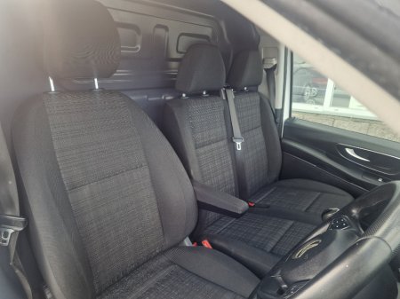 2018 Mercedes-Benz Vito - thumbnail 18