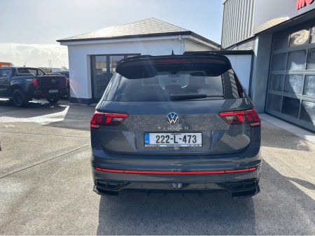 2022 Volkswagen Tiguan - thumbnail 3