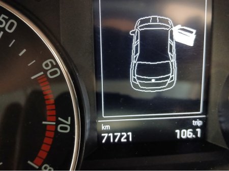 2017 Skoda Fabia - thumbnail 4