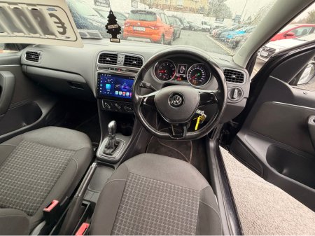 2015 Volkswagen Polo DBA-6RCJZ 5DR AUTO €9,950 thumbnail