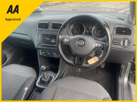 2014 Volkswagen Polo - thumbnail 2