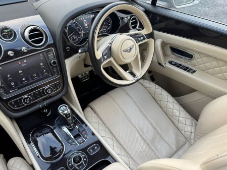 2016 Bentley Bentayga - thumbnail 10