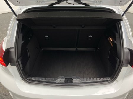 2024 Ford Focus - thumbnail 9