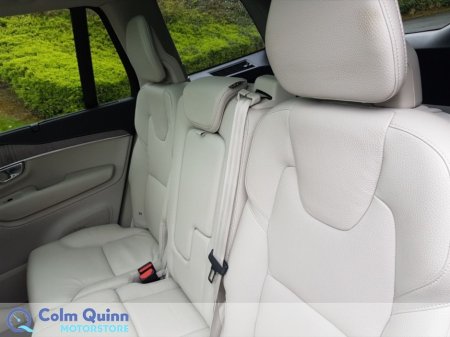 2023 Volvo XC90 - thumbnail 10