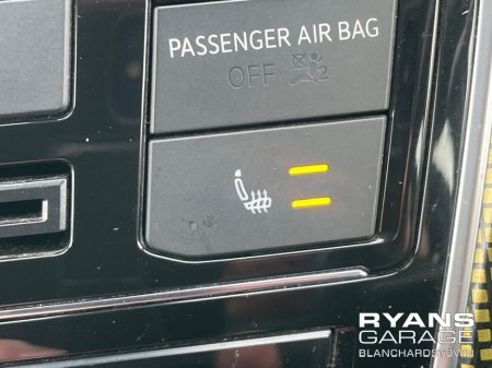 2019 Volkswagen up! 1.0 5DR AUTOMATIC   **HEATED SEATS** €11,995 thumbnail