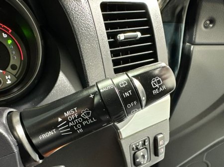 2017 Mitsubishi Pajero 3.2 DiD LWB 2 Seater N1 Commercial €27,500 thumbnail