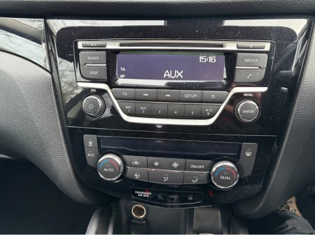 2014 Nissan Qashqai 1.5 DSL SV SAFETY PK 4 4DR €4,999 thumbnail