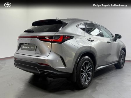2025 Lexus NX 450 h+ - thumbnail 3