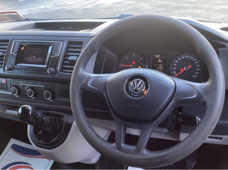 2017 Volkswagen Transporter ** ONLY 137KMS * CAMERA €15,950 thumbnail