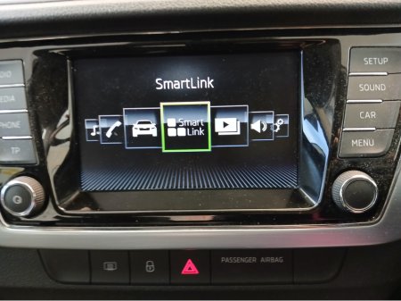 2018 Skoda Fabia 1.0 MPI AMBITION : ONLY 49000 KMS : FINANCE ARRANGED : €119,500 thumbnail