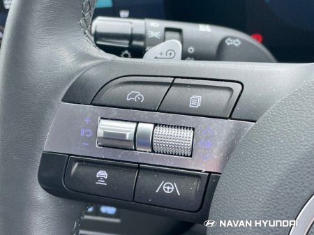 2024 Hyundai Kona EV Elegance 48kWh €25,950 thumbnail