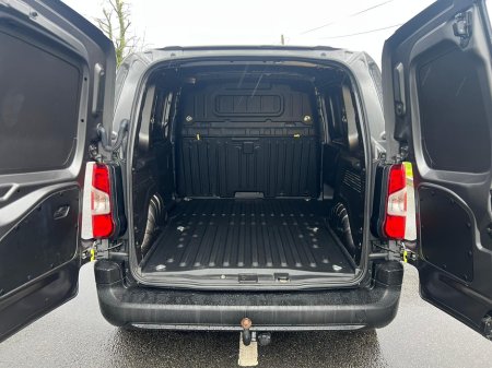 2022 Citroen Berlingo  €12,950 thumbnail