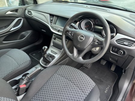 2017 Opel Astra SC 1.0T 105PS S/S 5DR €12,950 thumbnail