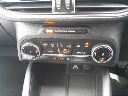 2023 Ford Kuga - thumbnail 28