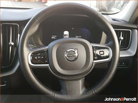 2024 Volvo XC60 T6 350hp AWD PHEV Plus Dark (Three Year Volvo Selekt Warranty + Two Year Volvo Service Plan) €56,900 thumbnail