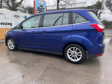 2016 Ford Grand C-Max 1.5 TDCI ZETEC 120 120PS 5DR €8,999 thumbnail