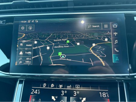 2018 Audi Q8 - thumbnail 18