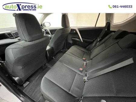 2017 Toyota Rav4 - photo 6