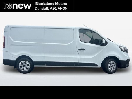 2026 Renault Trafic TRAFIC LL30 BLUE DCI 130 ADVAN €37,950 thumbnail