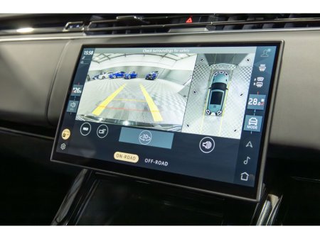 2025 Land Rover Range Rover Sport 3.0 Si4 PHEV 460PS AWD Auto Dynamic SE €119,950 thumbnail