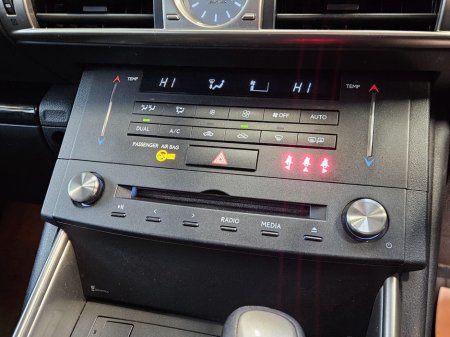 2015 Lexus IS 300 h 300h Executive thumbnail