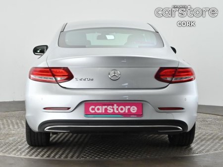 2016 Mercedes-Benz C Class - thumbnail 4