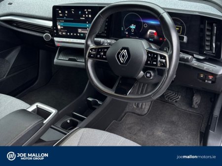2023 Renault Megane E-Tech EV60 220hp Techno €24,950 thumbnail