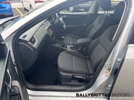 2019 Skoda Octavia - thumbnail 6